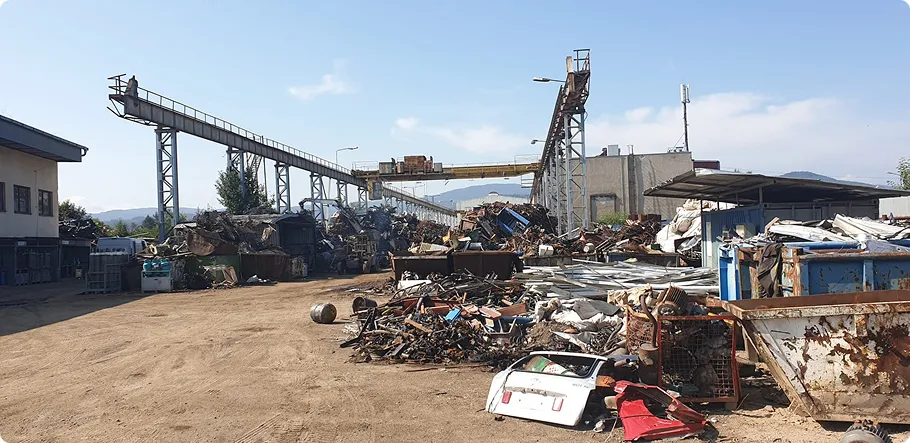 Metal storage containers